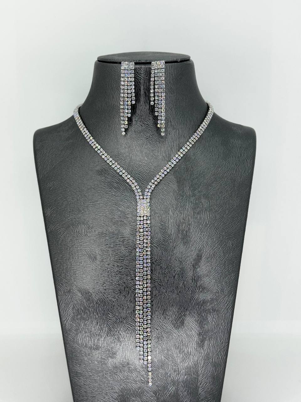 photo_6_2026-05-28_03-04-57 Elegant zircon sets - Image 1