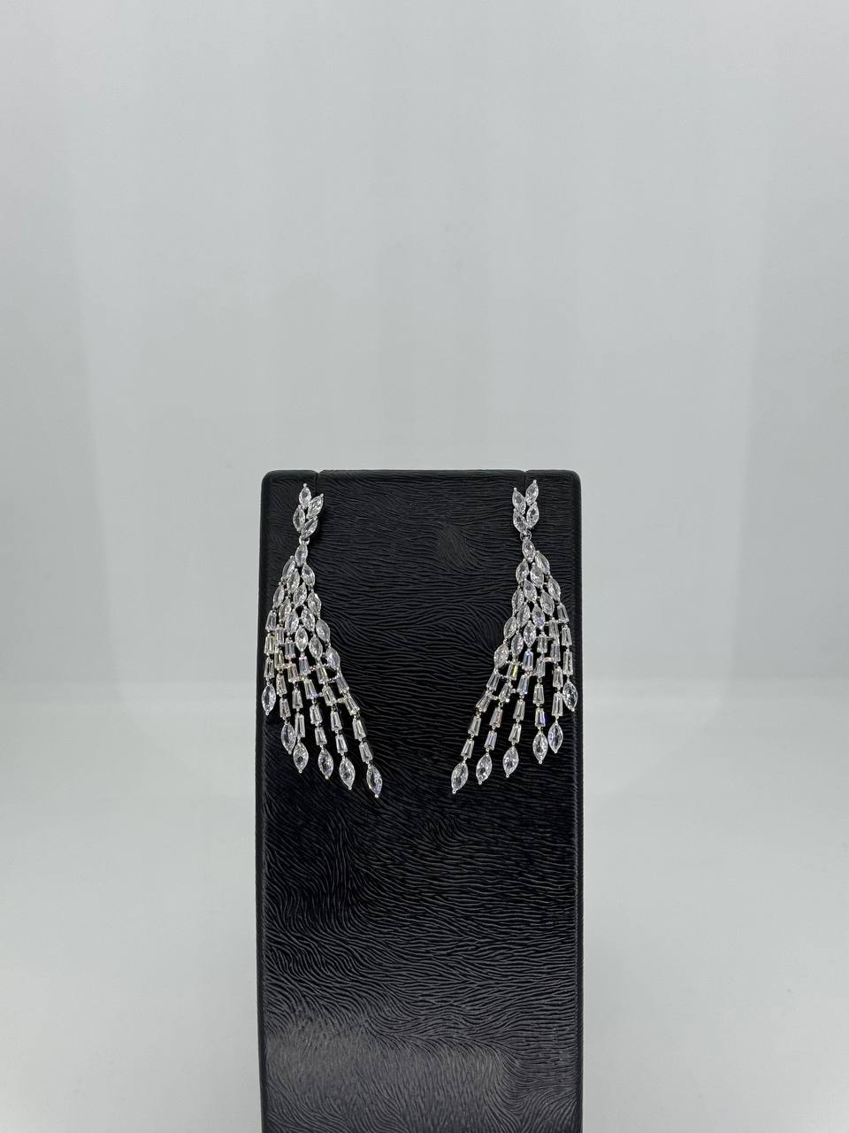 photo_4_2026-06-04_21-40-50 Luxury earrings - Image 1